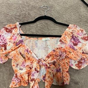 Floral tie crop